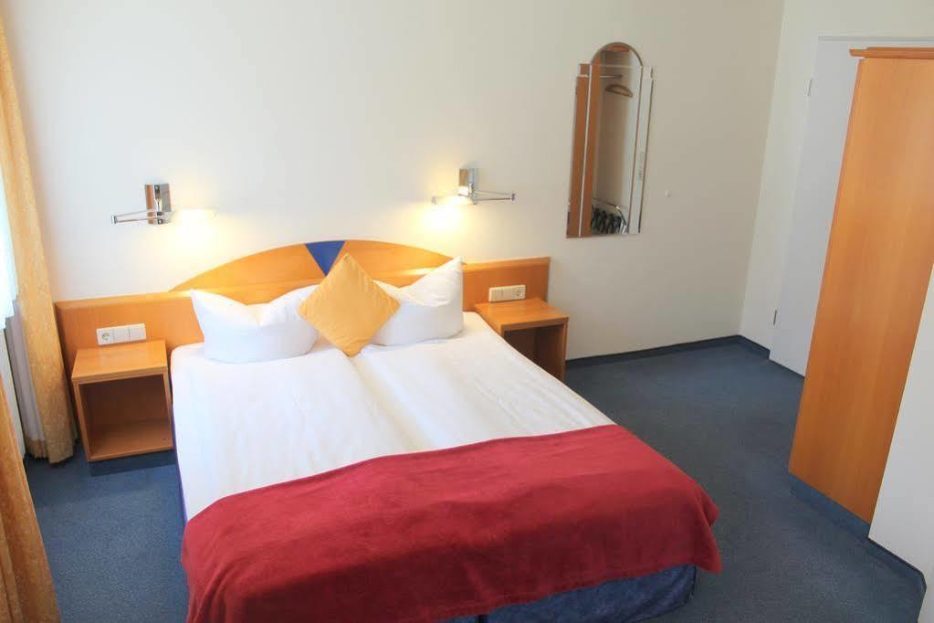 City Hotel Freiburg Hotel 3*